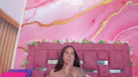 Snapshot of sol_stephanny chatting on 04/04/26, 06:38 Sol online show from 04/04/26, 06:38