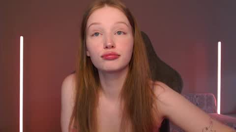 Snapshot of solanochka chatting on 06/01/26, 09:22 Jennifer Jenny Jen online show from 06/01/26, 09:22
