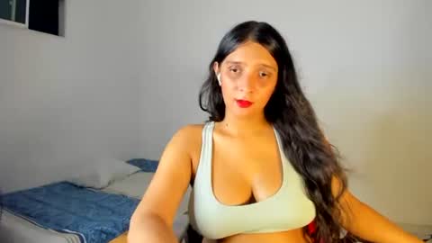 Moonie  online show from 10/10/25, 05:17