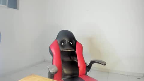 Moonie  online show from 10/22/25, 11:15