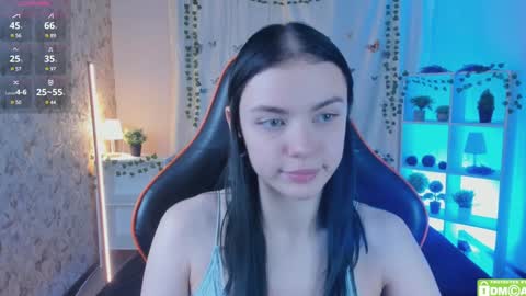 Luna online show from 12/12/24, 03:48