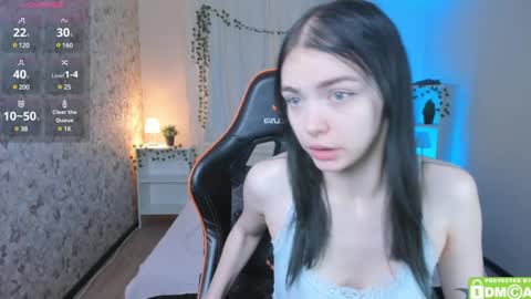 Luna online show from 02/01/25, 09:32