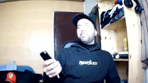 ManuAiluPlay online show from 05/24/26, 07:30