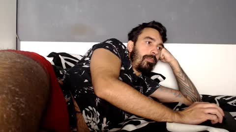 Snapshot of soldiersexx chatting on 11/26/25, 10:49 Soldiersexx online show from 11/26/25, 10:49