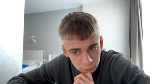Snapshot of solofury chatting on 03/04/26, 03:18 Jett online show from 03/04/26, 03:18
