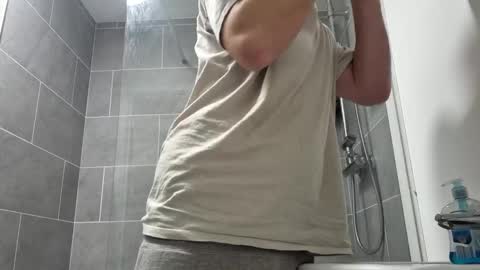 soloj13 online show from 10/12/25, 07:57