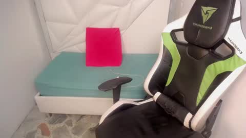 ESTEBAN online show from 07/02/26, 03:23