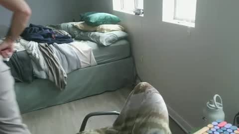 Snapshot of somerandom1109 chatting on 11/20/25, 06:40 somerandom1109 online show from 11/20/25, 06:40