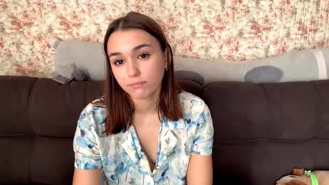 Snapshot of somerfrieler chatting on 10/24/25, 10:11 Hello My name is Jane  im new model here and little but shy but curious. online show from 10/24/25, 10:11