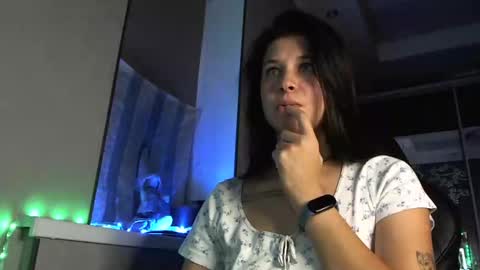 Anna online show from 10/19/25, 06:52