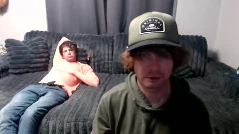 Snapshot of sometimesthingsget chatting on 12/22/24, 03:44 JD online show from 12/22/24, 03:44
