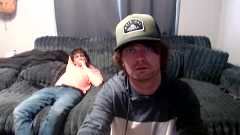 Snapshot of sometimesthingsget chatting on 12/22/24, 07:10 JD online show from 12/22/24, 07:10