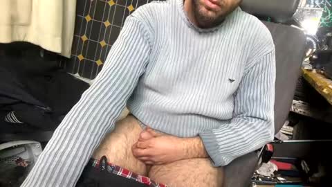 Snapshot of son_e_blacc chatting on 02/01/25, 12:37 Soni online show from 02/01/25, 12:37