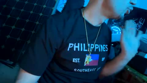 Snapshot of son_e_blacc chatting on 02/11/25, 06:01 Soni online show from 02/11/25, 06:01