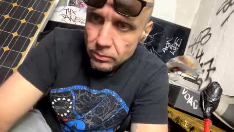 Snapshot of son_e_blacc chatting on 02/13/25, 11:47 Soni online show from 02/13/25, 11:47