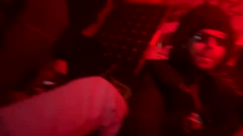 Snapshot of son_e_blacc chatting on 02/22/25, 06:52 Soni online show from 02/22/25, 06:52