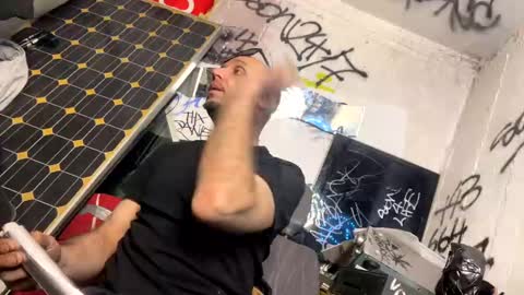 Snapshot of son_e_blacc chatting on 02/24/25, 05:42 Soni online show from 02/24/25, 05:42