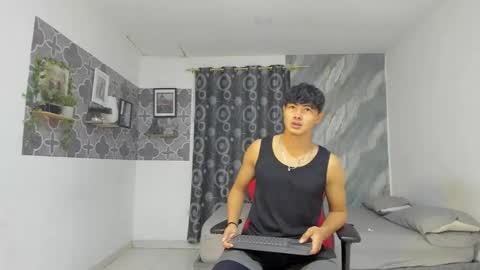 son_hades online show from 03/23/26, 03:32