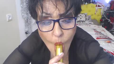 sondrariddle online show from 01/14/25, 03:43