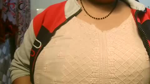 Snapshot of soni88888 chatting on 12/08/24, 02:52 soni88888 online show from 12/08/24, 02:52