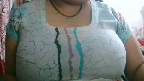 Snapshot of soni88888 chatting on 12/23/24, 01:45 soni88888 online show from 12/23/24, 01:45