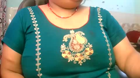 Snapshot of soni88888 chatting on 03/16/26, 05:44 soni88888 online show from 03/16/26, 05:44