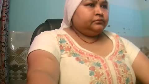Snapshot of soni88888 chatting on 03/19/26, 04:49 soni88888 online show from 03/19/26, 04:49