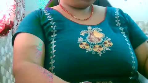 Snapshot of soni88888 chatting on 04/17/26, 04:04 soni88888 online show from 04/17/26, 04:04