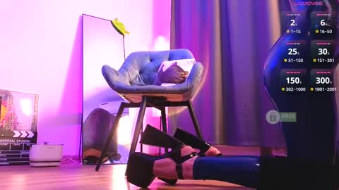 Snapshot of sonia__rose chatting on 02/28/25, 07:14 Sonia online show from 02/28/25, 07:14