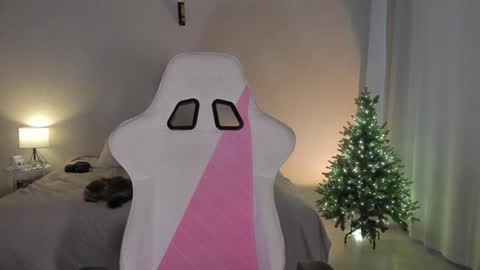 sonia_moon_ online show from 12/30/24, 05:04
