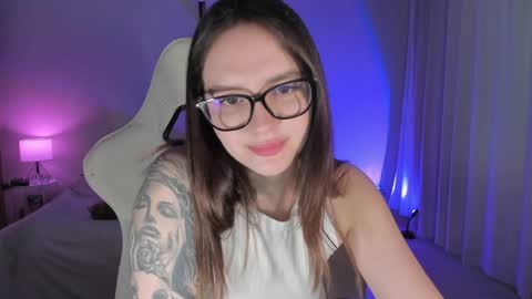 sonia_moon_ online show from 01/10/25, 04:44