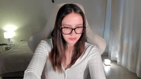 sonia_moon_ online show from 01/26/25, 04:51
