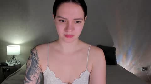 sonia_moon_ online show from 02/01/25, 01:44