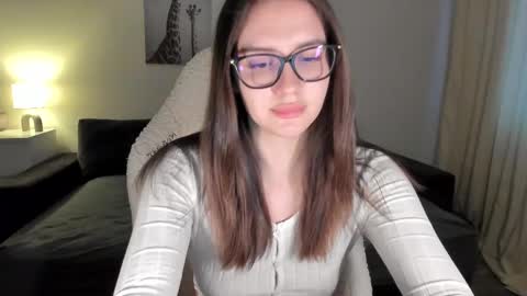 sonia_moon_ online show from 03/02/25, 05:12