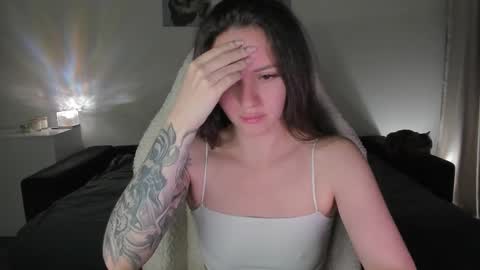 Snapshot of sonia_moon_ chatting on 09/21/25, 02:24 sonia_moon_ online show from 09/21/25, 02:24