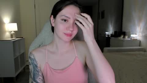 Snapshot of sonia_moon_ chatting on 10/18/25, 02:47 sonia_moon_ online show from 10/18/25, 02:47