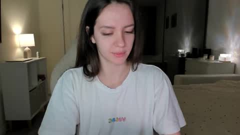 Snapshot of sonia_moon_ chatting on 10/19/25, 02:56 sonia_moon_ online show from 10/19/25, 02:56