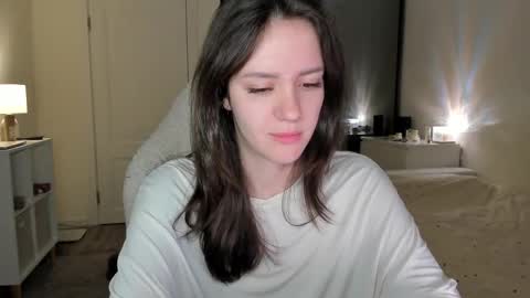 Snapshot of sonia_moon_ chatting on 10/26/25, 02:28 sonia_moon_ online show from 10/26/25, 02:28