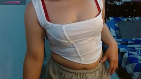 sonialatin69 online show from 12/09/24, 06:03