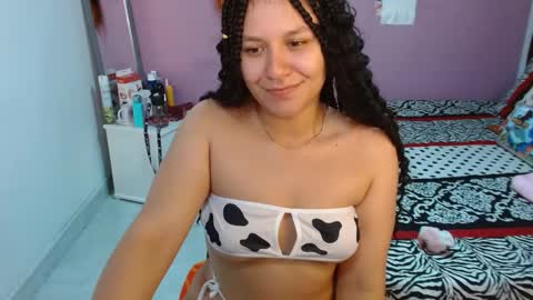 sonialatin69 online show from 01/07/25, 08:31