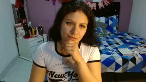 sonialatin69 online show from 02/13/25, 09:06