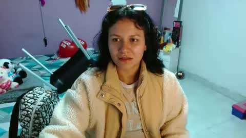 sonialatin69 online show from 03/10/25, 10:02