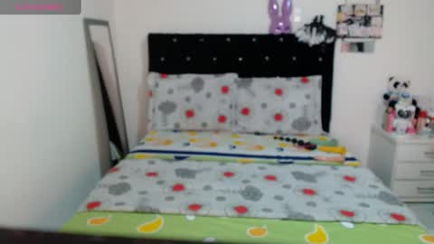 sonialatin69 online show from 05/11/26, 04:04