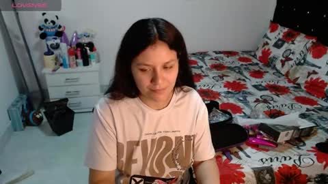 sonialatin69 online show from 06/05/26, 07:08
