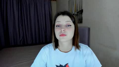 Snapshot of soninex chatting on 12/16/25, 03:28 SoniNex online show from 12/16/25, 03:28