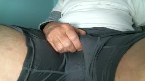 Snapshot of sonnydonut chatting on 01/20/25, 01:21 Max Banana online show from 01/20/25, 01:21