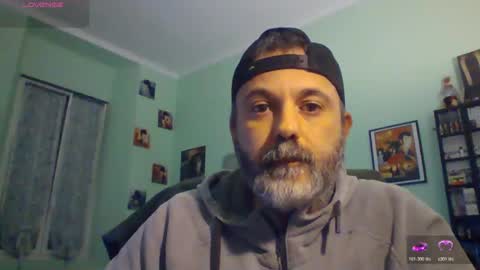 Snapshot of sonoboris chatting on 10/26/25, 09:53 sonoboris online show from 10/26/25, 09:53