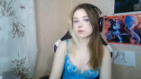 Snapshot of sonwosick chatting on 03/27/26, 04:40 Mila online show from 03/27/26, 04:40