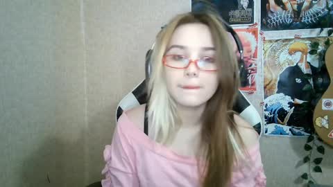 Snapshot of sonwosick chatting on 04/03/26, 05:11 Mila online show from 04/03/26, 05:11