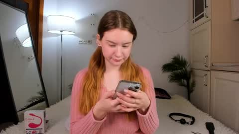 Snapshot of sonya_baby chatting on 02/04/25, 02:43 SONIA online show from 02/04/25, 02:43